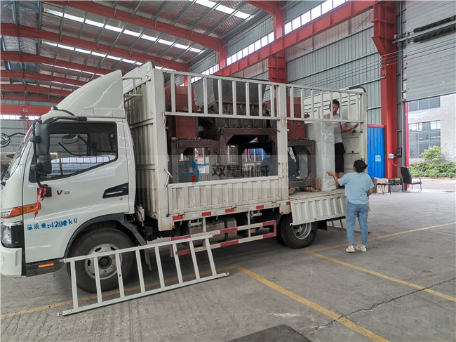 1000型<a href='http://www.revieve.com.cn/ssxl/10.html' target='_blank'><span>金屬撕碎機(jī)</span></a>發(fā)貨發(fā)往河北