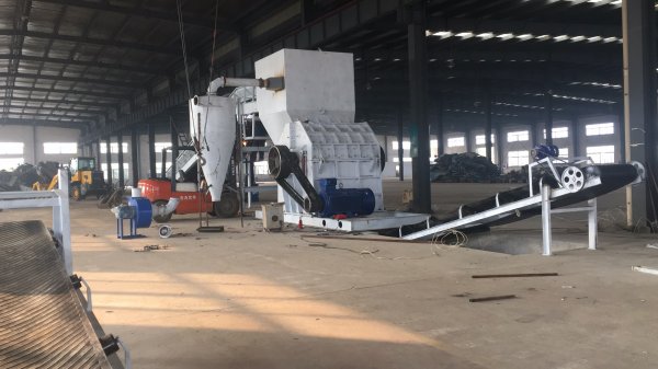 易拉罐破碎用哪種類型的金屬破碎機(jī)？報價多少？