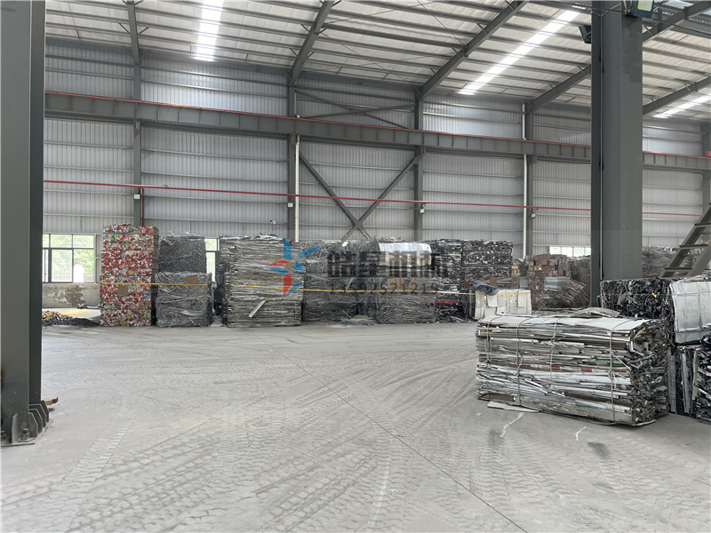 廢舊金屬原料加工不可缺少的設備金屬破碎機